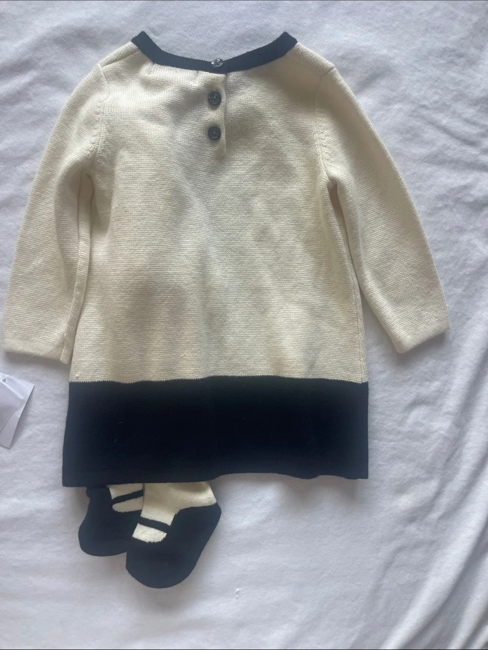 NWT Size 6-9 Months Savannah Cream and Black Bow Front Knit Two Piece Outfit